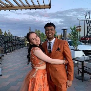 Meet your Posher, Liz